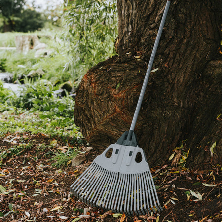 Kent & Stowe 3 in 1 Leaf Rake