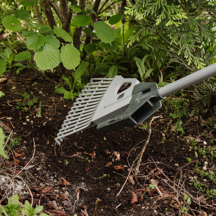 Kent & Stowe 3 in 1 Leaf Rake