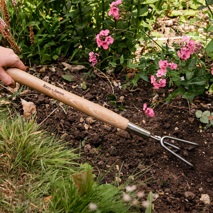 Kent & Stowe Stainless Steel Border 3 Prong Cultivator