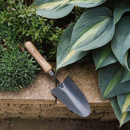 Kent & Stowe Carbon Steel Hand Trowel