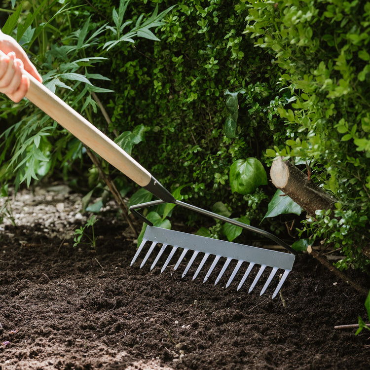 Kent & Stowe Carbon Steel Soil Rake