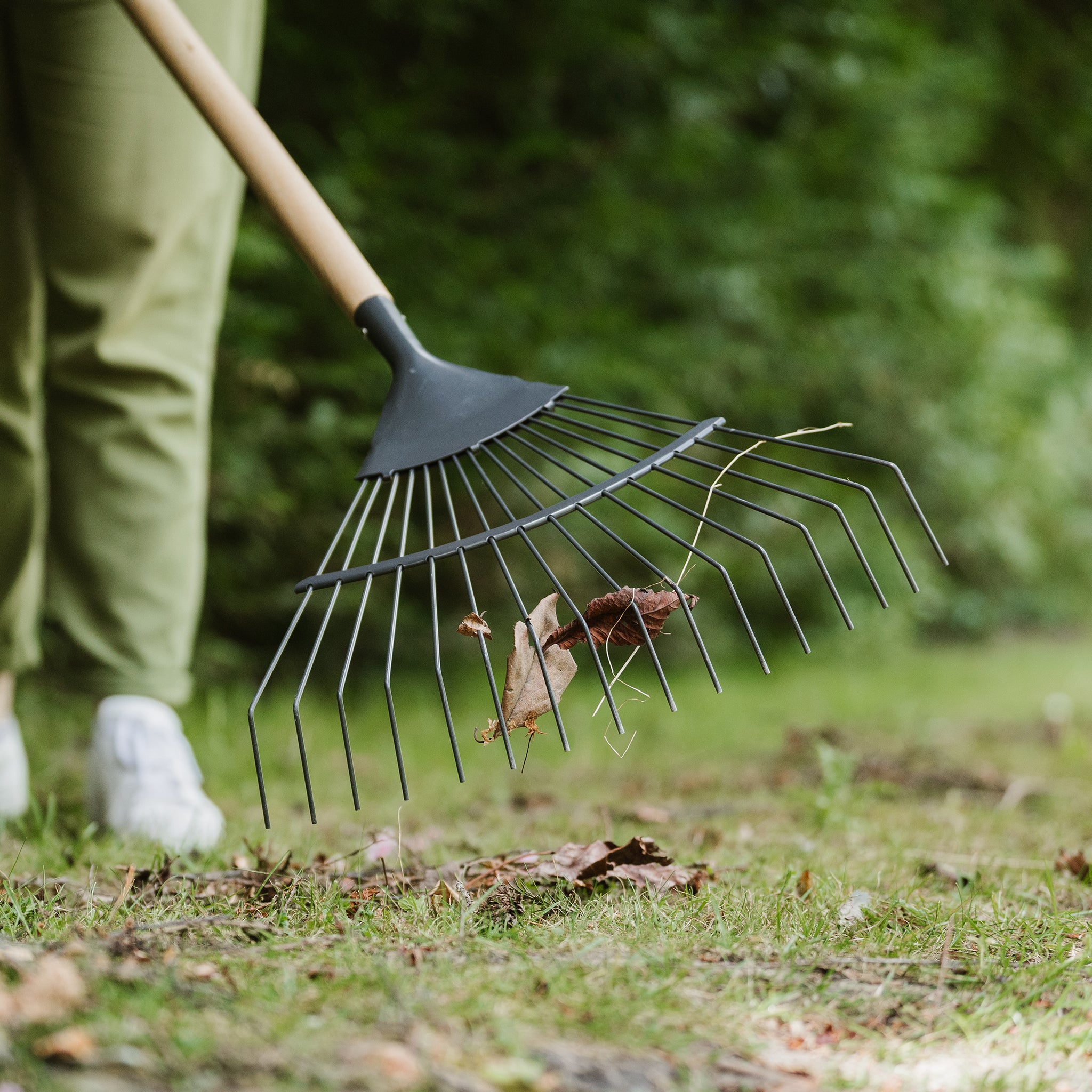Kent Stowe Carbon Steel Lawn Leaf Rake Lawn Care Kent Stowe UK