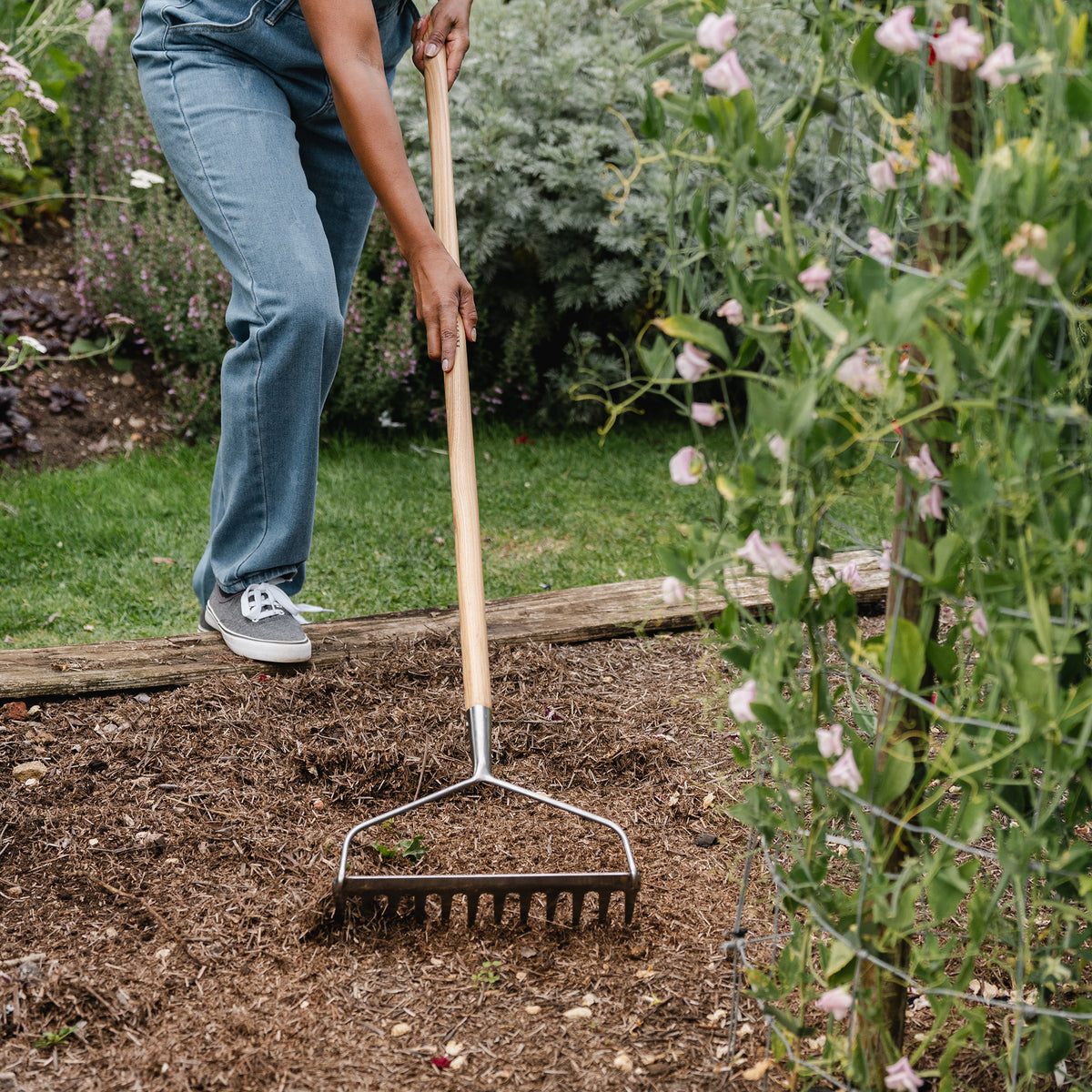 Life Rake Kent & Stowe Garden Life Soil Rake - Lightweight Tools