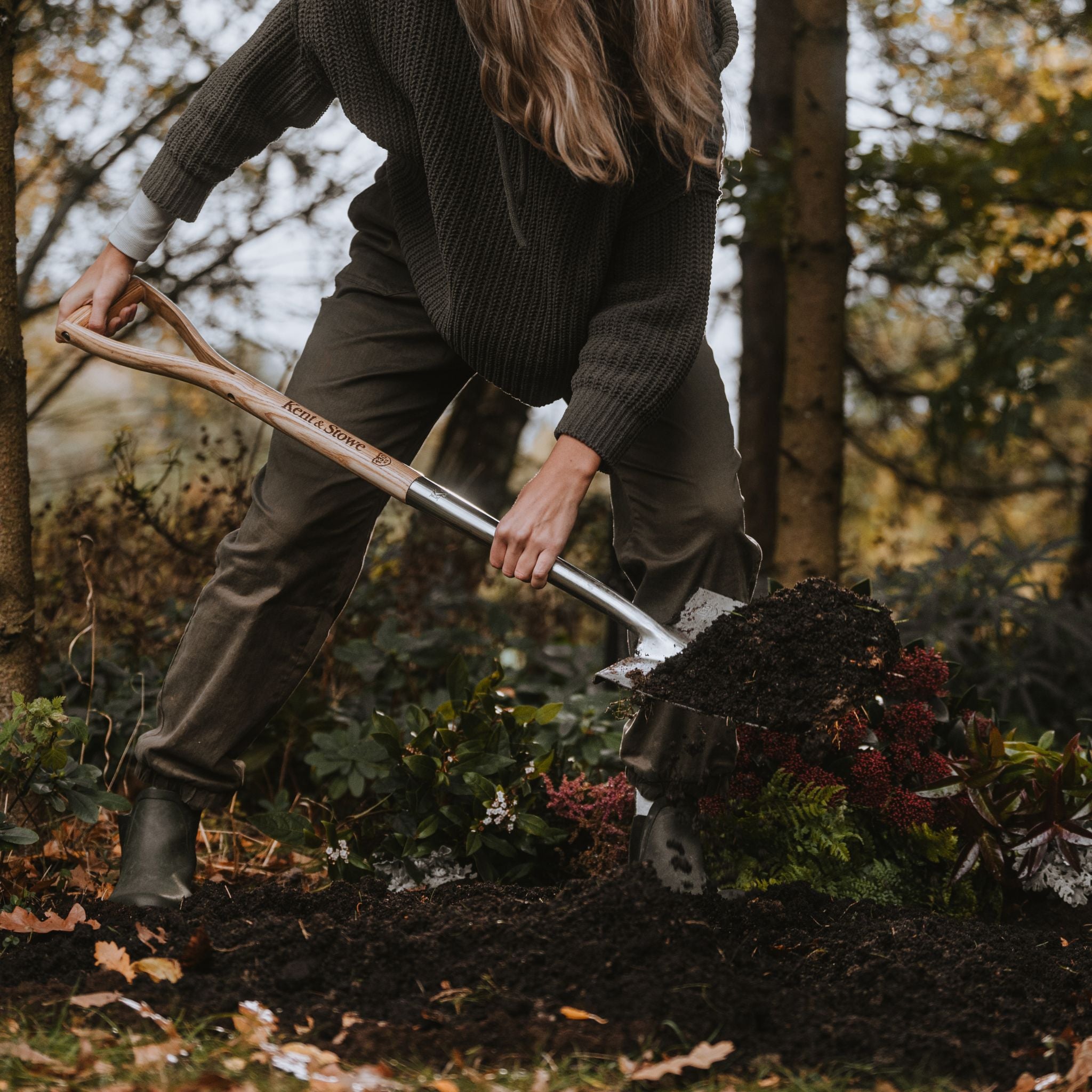 The Capability Spade - Digging & Cultivating – Kent & Stowe