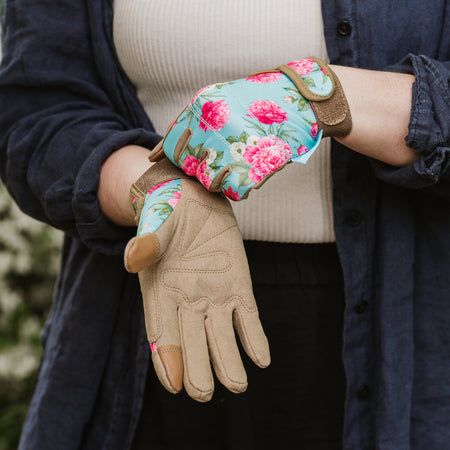 Kent & Stowe Aqua Peony Premium Comfort Gloves - Ladies Medium