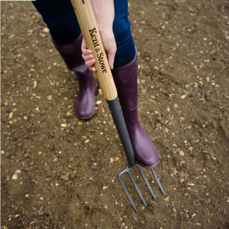 Kent & Stowe Carbon Steel Border Fork