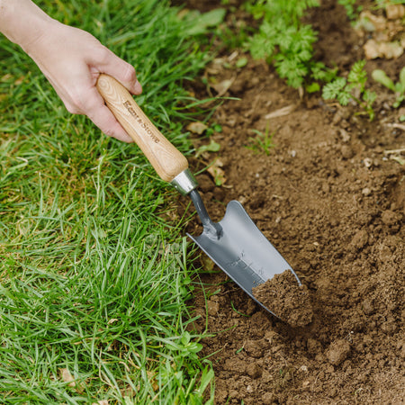 Kent & Stowe Carbon Steel Hand Transplanting Trowel