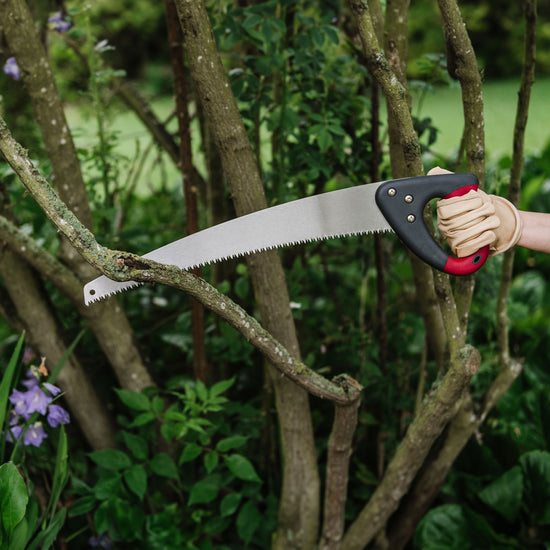 Kent & Stowe Pruning Saw in use