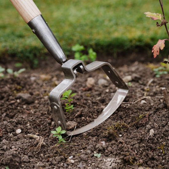 Kent & Stowe Stainless Steel Oscillating Hoe close up