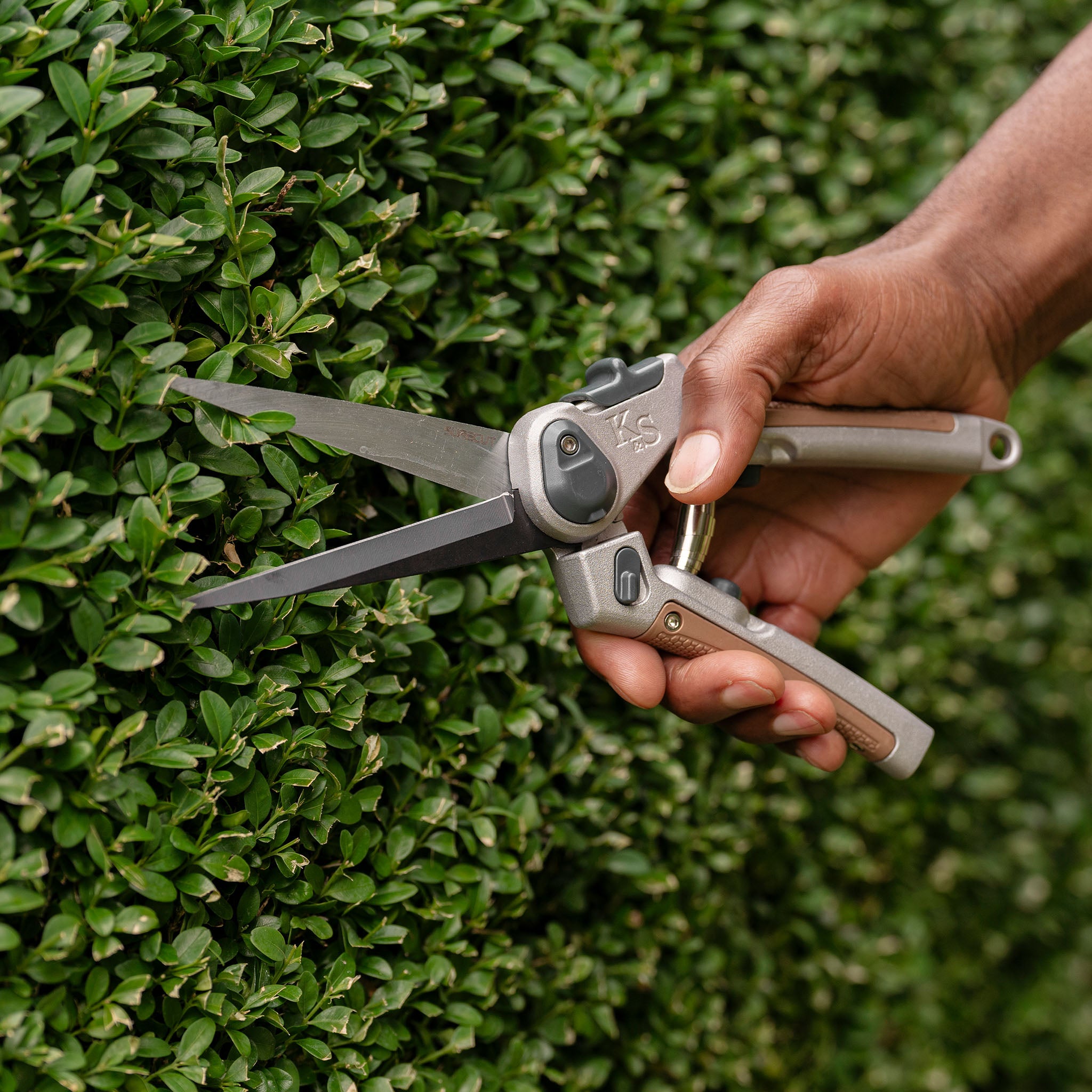Kent & Stowe SureCut Perennial Snips - Cutting Tools
